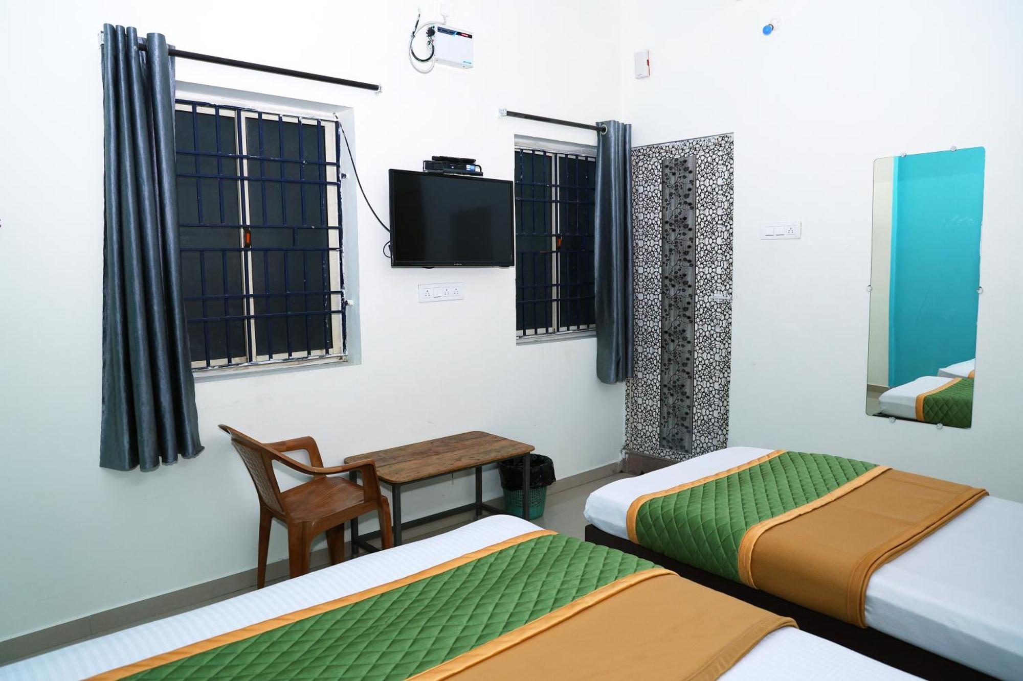 Royal Green Airport Transit Accommodation Chennai Extérieur photo