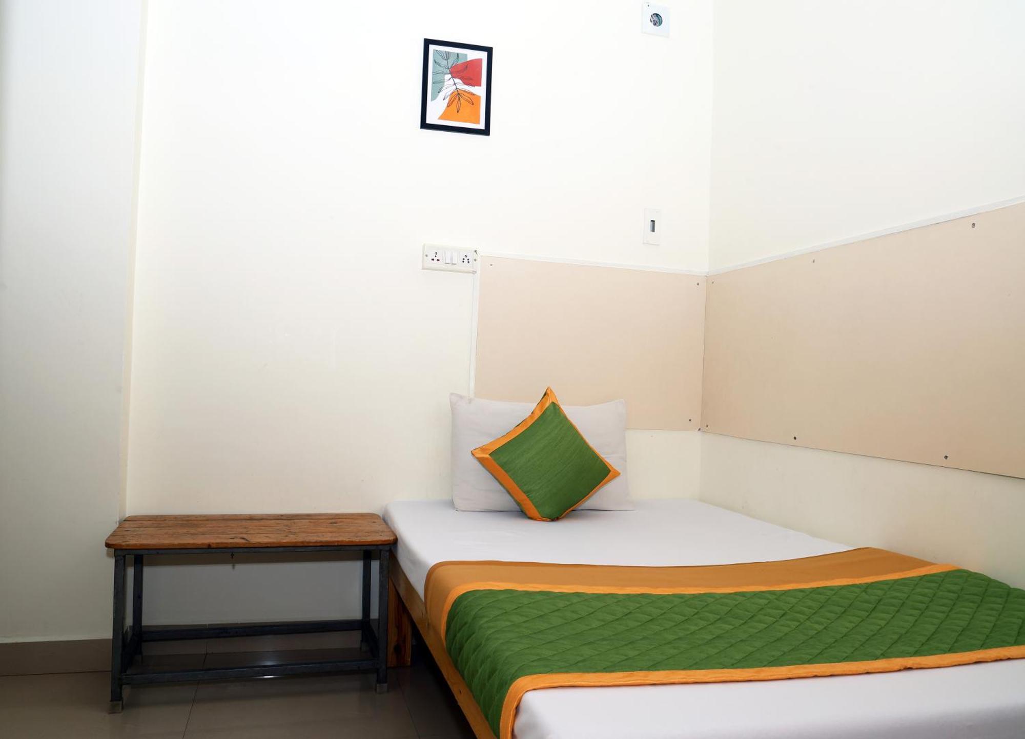 Royal Green Airport Transit Accommodation Chennai Extérieur photo